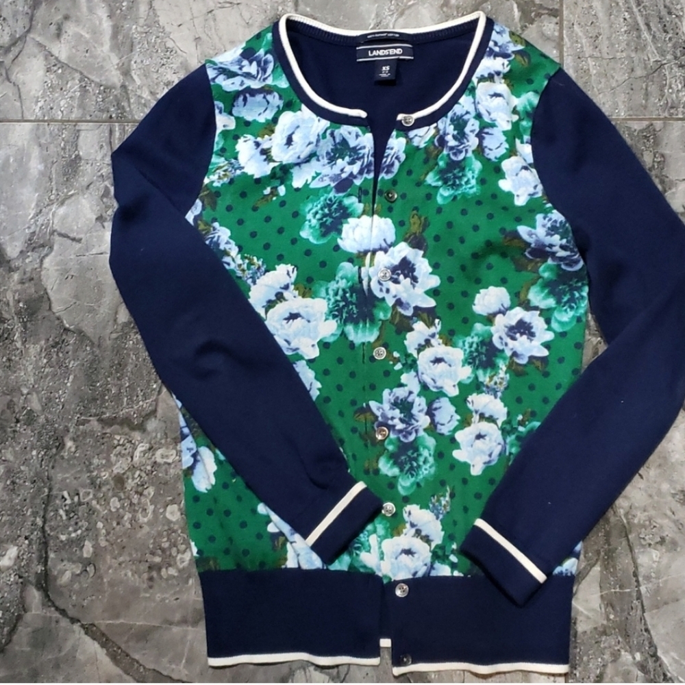 Lands End Cardigan Size XS!